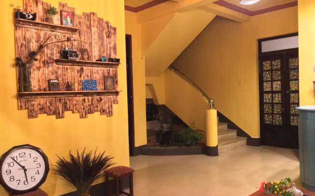 Mars House Homestay