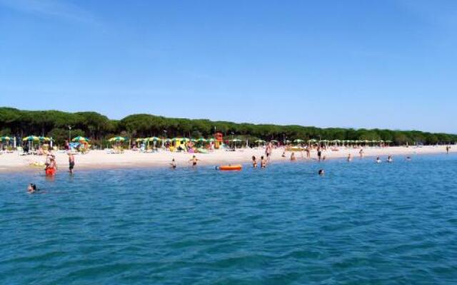 Happy Camp in Camping Villaggio Thurium