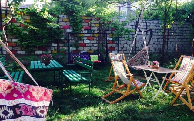 Nitsa Guest House