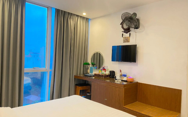 A25 Hotel - 12 Ngo Sy Lien