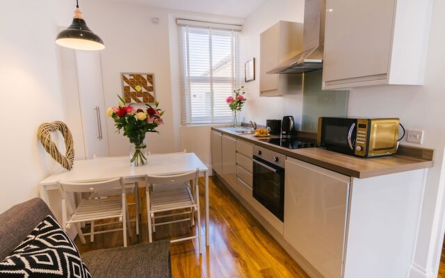 Plymouth Ocean Apartment