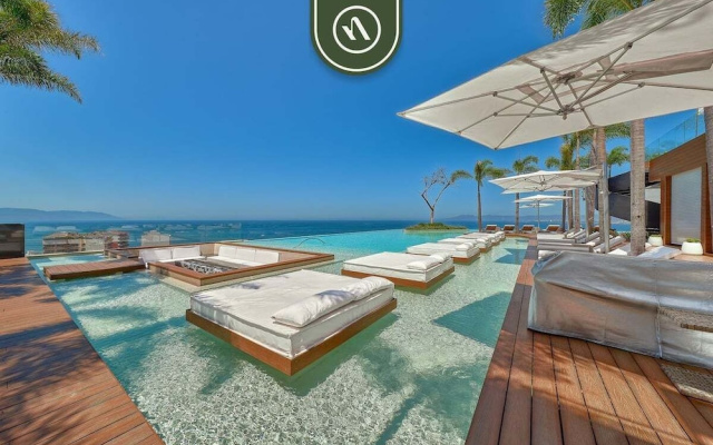 Luxury 1BR Condo - Rooftop Pool - Bay View