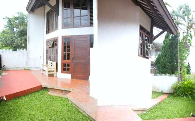 De Bale Pakuan Town House