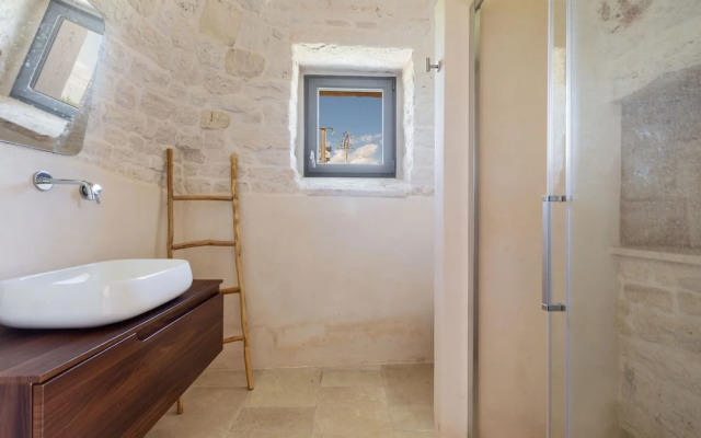 4003 Brunaldi Trulli by Perle di Puglia