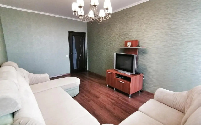 Апартаменты на площади 50 лет Октября 6А