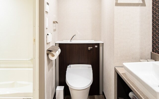 Section L Yushima - Ueno