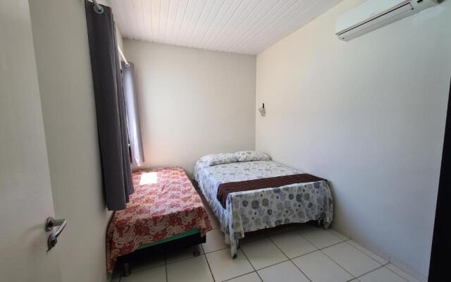 Casa na Aruana com piscina e 3/4