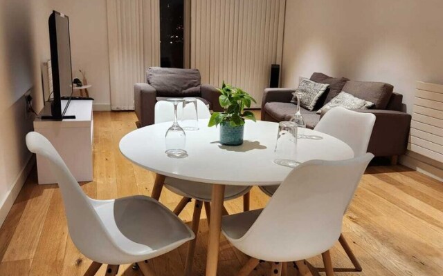 Kaf Luxury 1 Apartment in Canning Town London