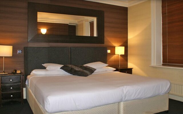 159 Knightsbridge