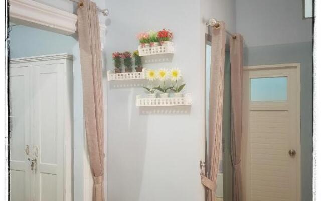 Rumah Ayin Homestay Near Airport