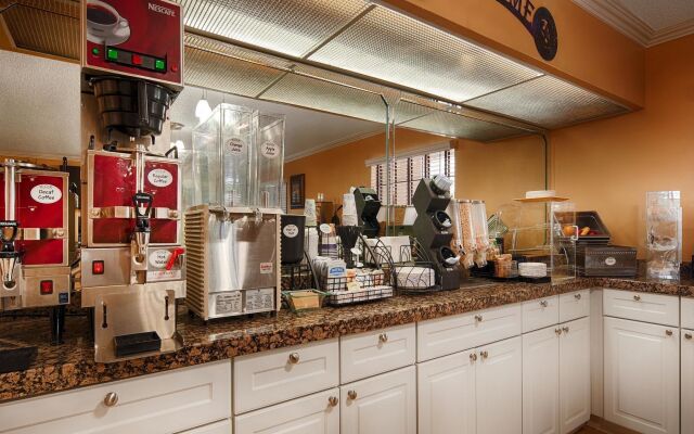 Best Western Brady Inn