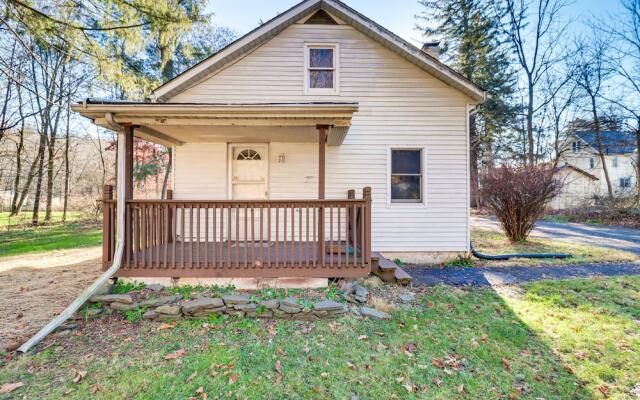 Quaint Tannersville Cottage ~ 2 Mi to Skiing!