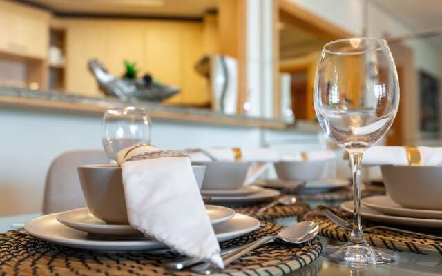 1 Bedroom Palm Jumeira with Sea View