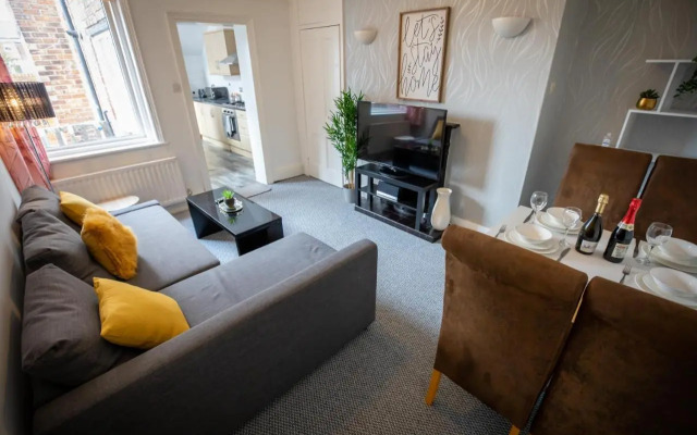 Sterling Aparment