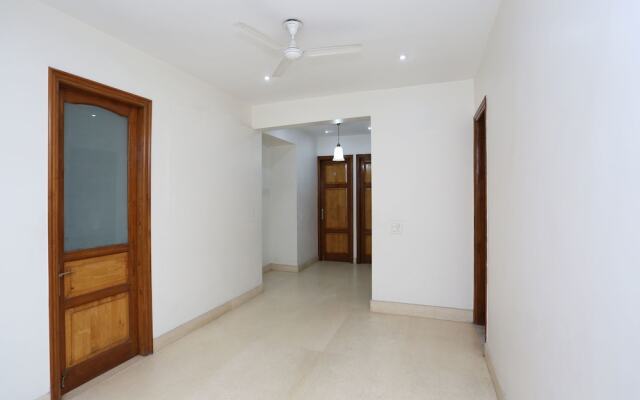 OYO 14445 Cyber Inn
