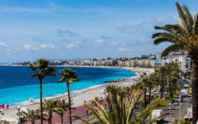 BAMBOO PLAGE AP4220 by Riviera Holiday Homes