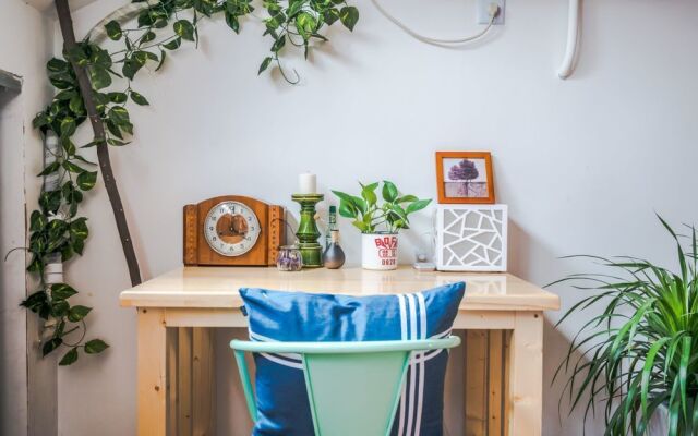 Cozy Apartment Best Location 303