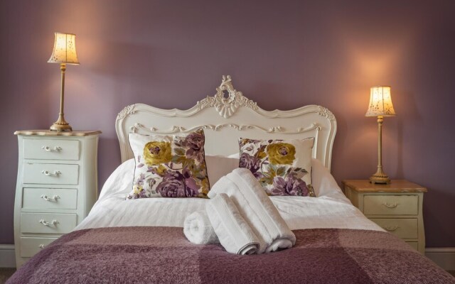 Caldey Island View - Sea Views and Log Burner