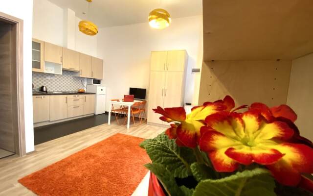 Gracia Apartment House