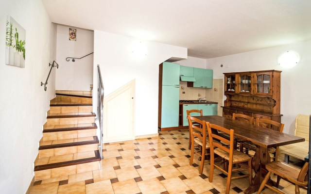 Lolivastro Three-room Residence