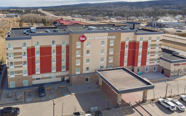 Best Western Plus Hinton Inn & Suites