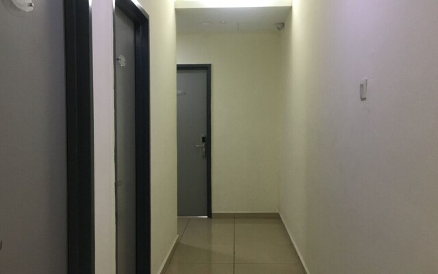OYO 89856 MF Hotel