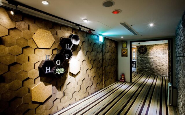 RF Hotel - Zhongxiao