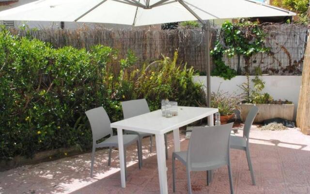 Large Air-conditioned Marina Studio - Wi-fi