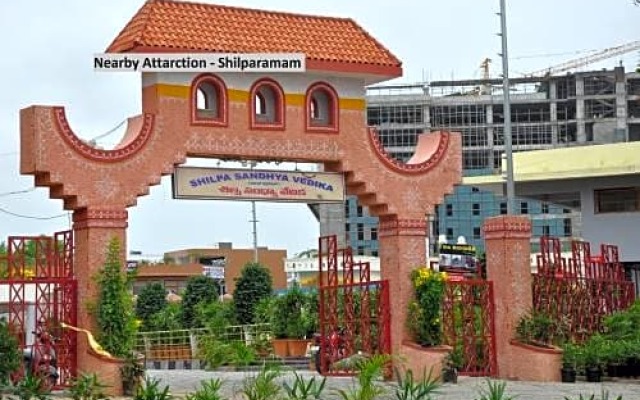 OYO 13163 Jaswitha Homes