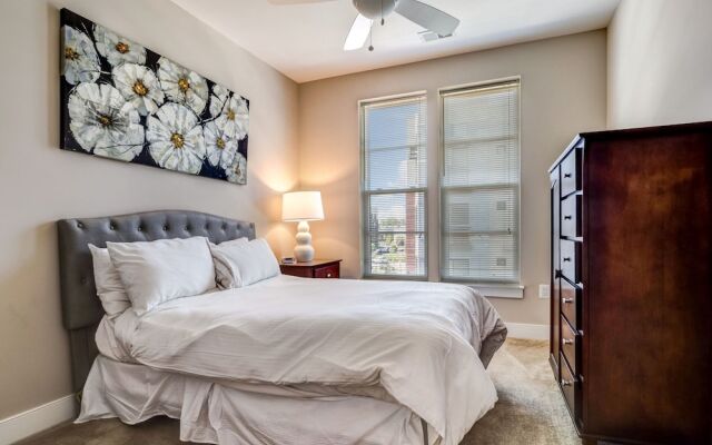 Global Luxury Suites in Sterling