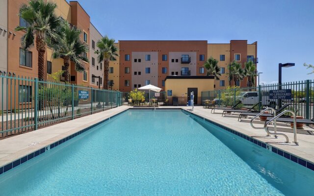 WaterWalk Extended Stay by Wyndham Jacksonville Deerwood Pk