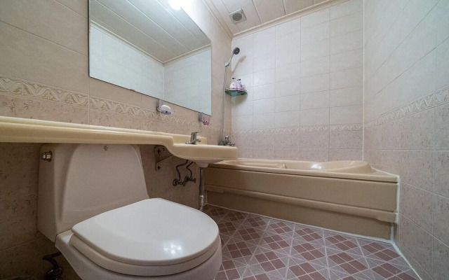 Taebaek Tourist Hotel