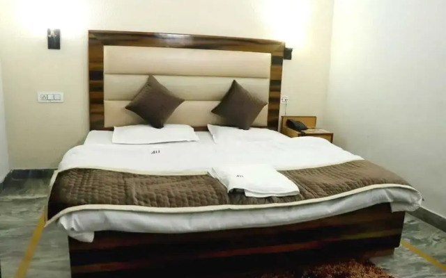 Hotel 4u