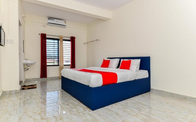 SilverKey Executive Stays 65165 Athani Residency