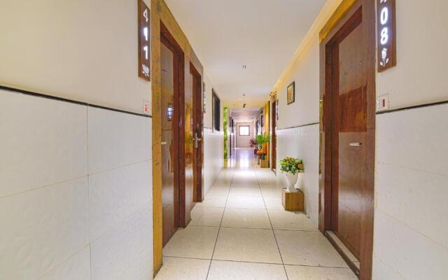 Fabhotel Royal King