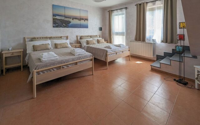 Etna Sunshine Rent Rooms