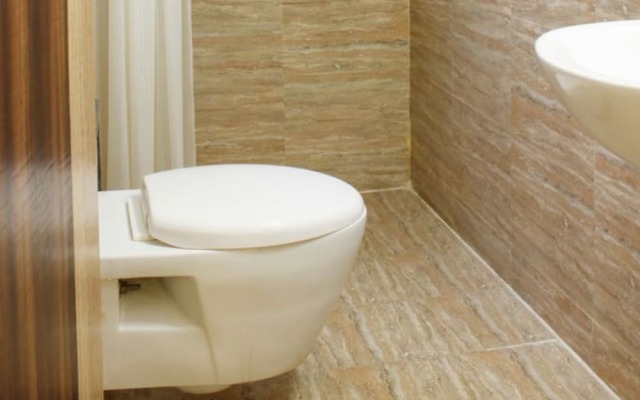 OYO 7673 The Ark Apartment Hotel