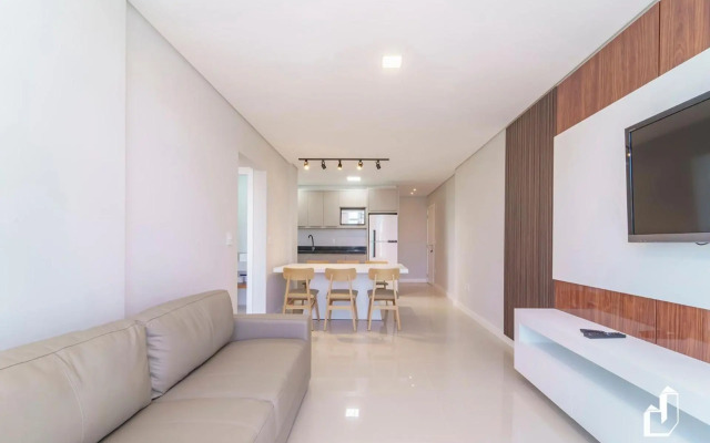 Apartamento com 02 dormitórios