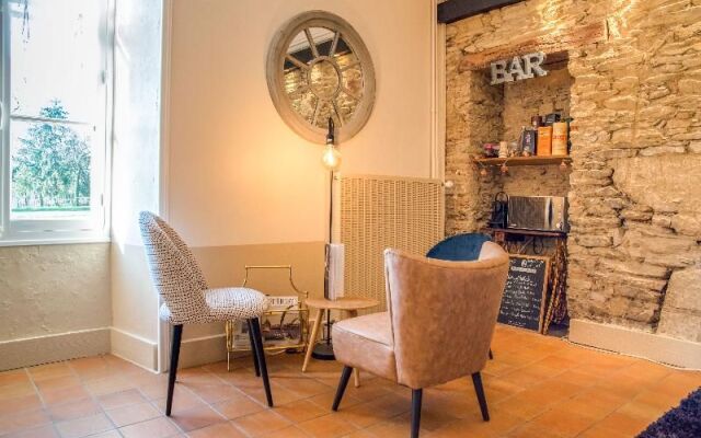 Domaine de La Briandais, a place of electromagnetic sobriety