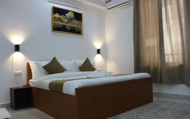 Aura Luxury Studio Near Artemis Hospital