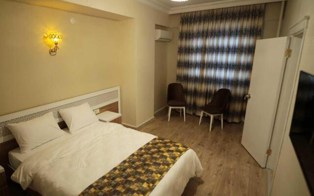 Grand Gulizar Hotel