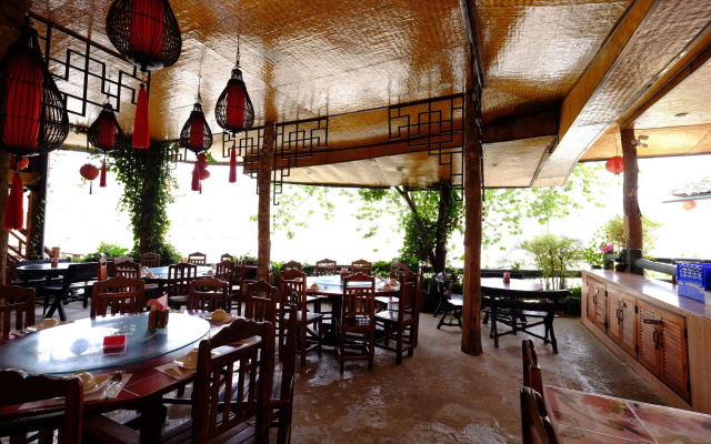 Lee Wine Ruk Thai Resort