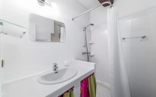 Charliz Apartment 2 - Near Palace of Festivals and Conferences