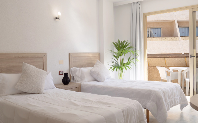 Apartamentos Pirámides