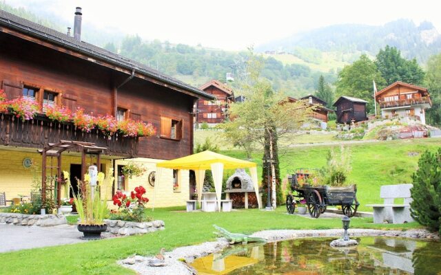 Pretty Apartment With Garden, Terrace, Garden Furniture, BBQ