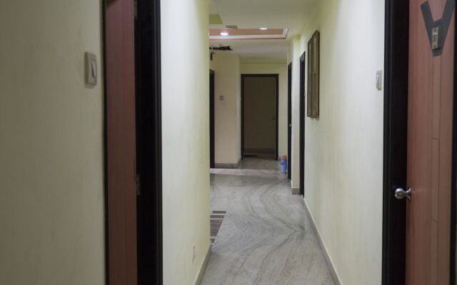 OYO 3886 Hotel Trimurti Heights
