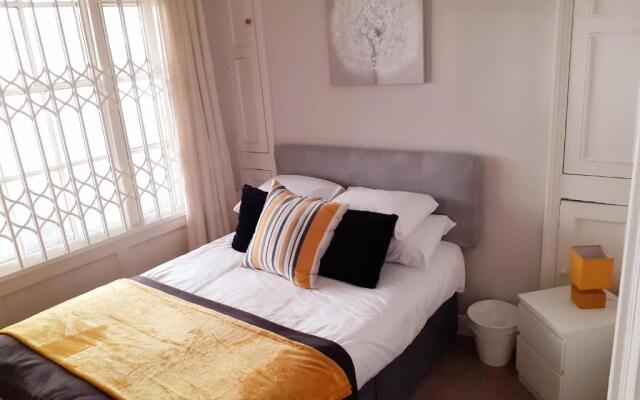 Bridge Street Apartment