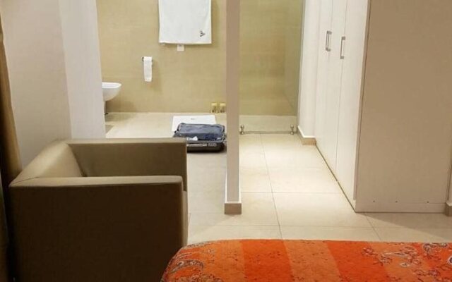 Suncity Apartments Hotel