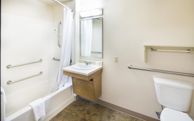 WoodSpring Suites McKinney