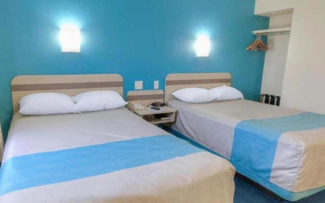 Motel 6